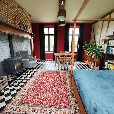 Verchin Chambre Spacieuse Avec Vue Sur Clocher 아파트 외부 사진